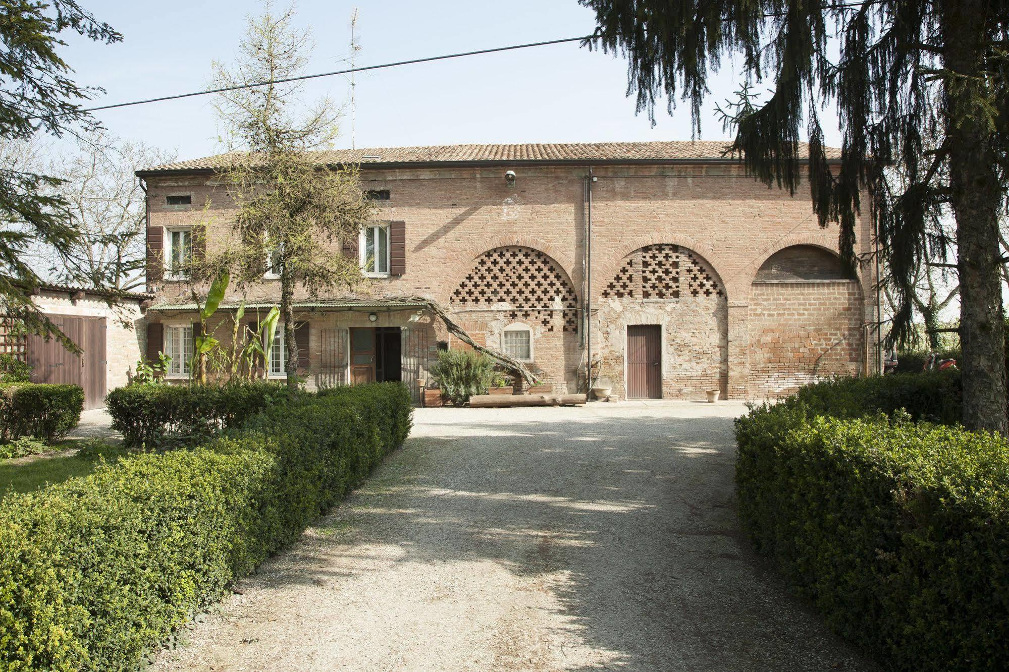 Agriturismo Dosso Al Porto Villa Rolo Exterior photo